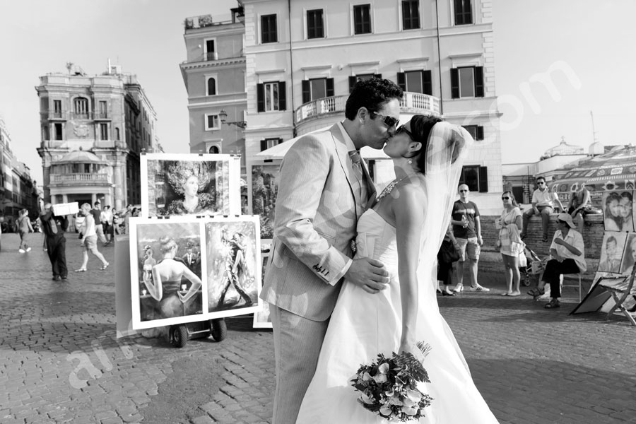 Kissing at Piazza di Spagna on top of Trinita' dei Monti