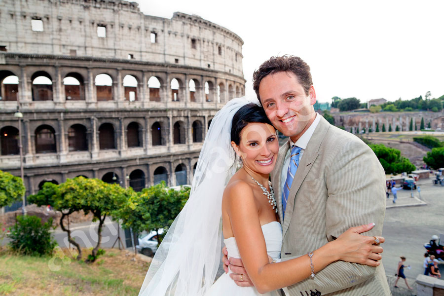 Photos at the Roman Colosseum in Rome posing portrait.