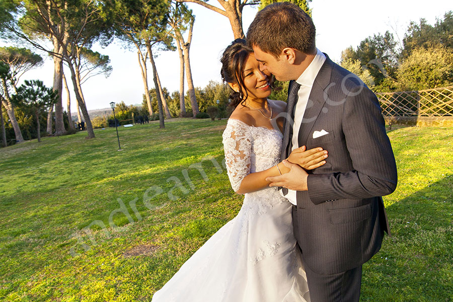 Newlyweds together during a photo shoot in Convento di S. Francesco Gallese Viterbo