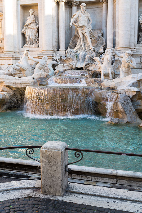 Fontana di Trevi. The fountain.