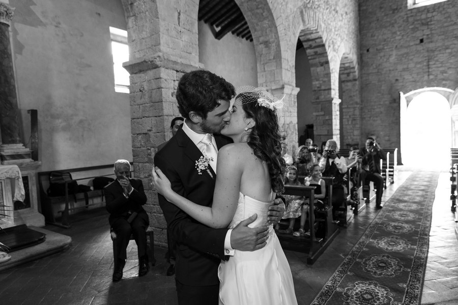 Kissing after exchanging rings