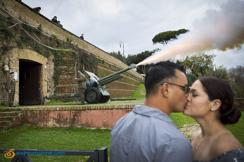 Canon firing at Gianicolo during a wedding renewal photo shoot