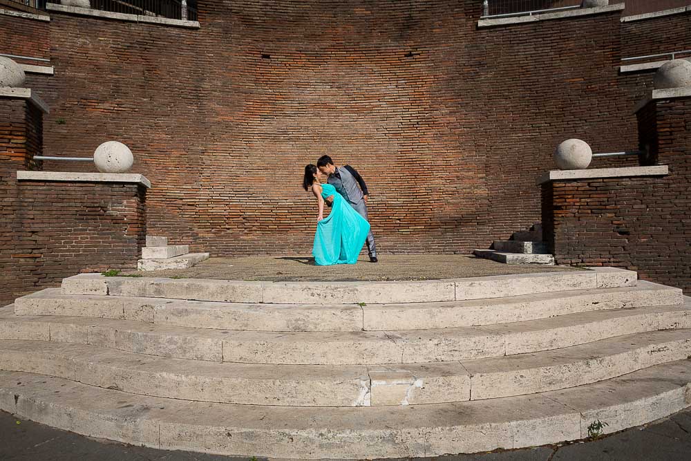 Pre wedding photography in Rome Italy. Image by Andrea Matone photographer.