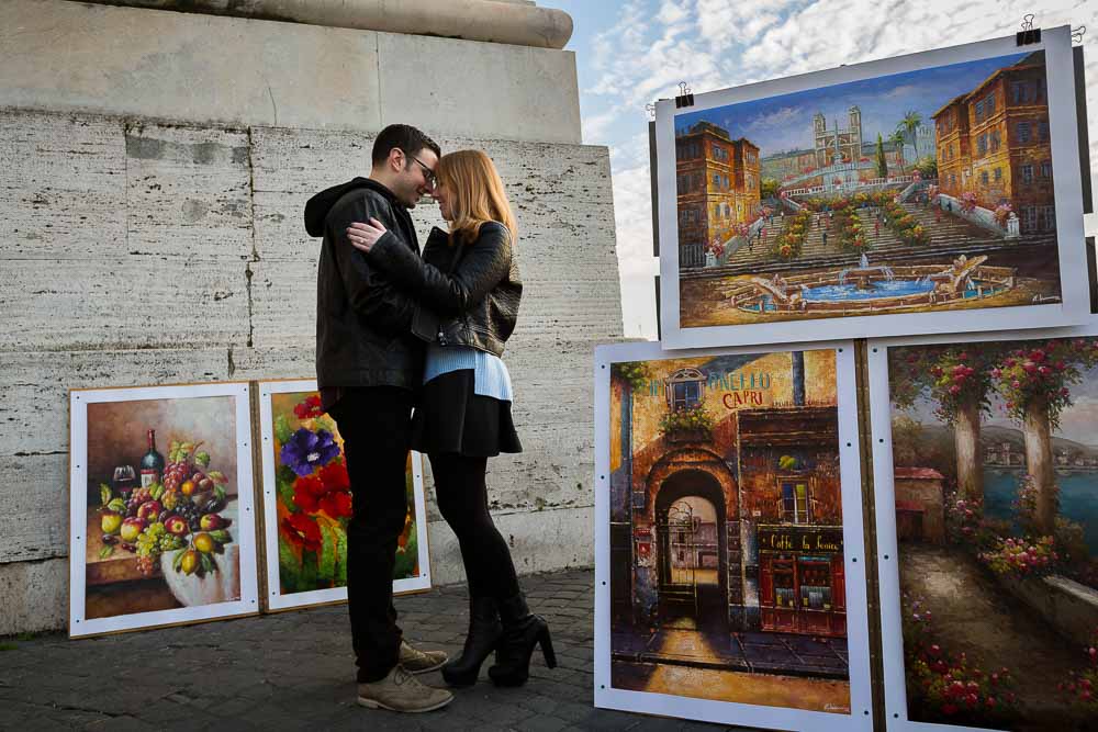 Romantic pose during a photo session at Trinita' dei Monti