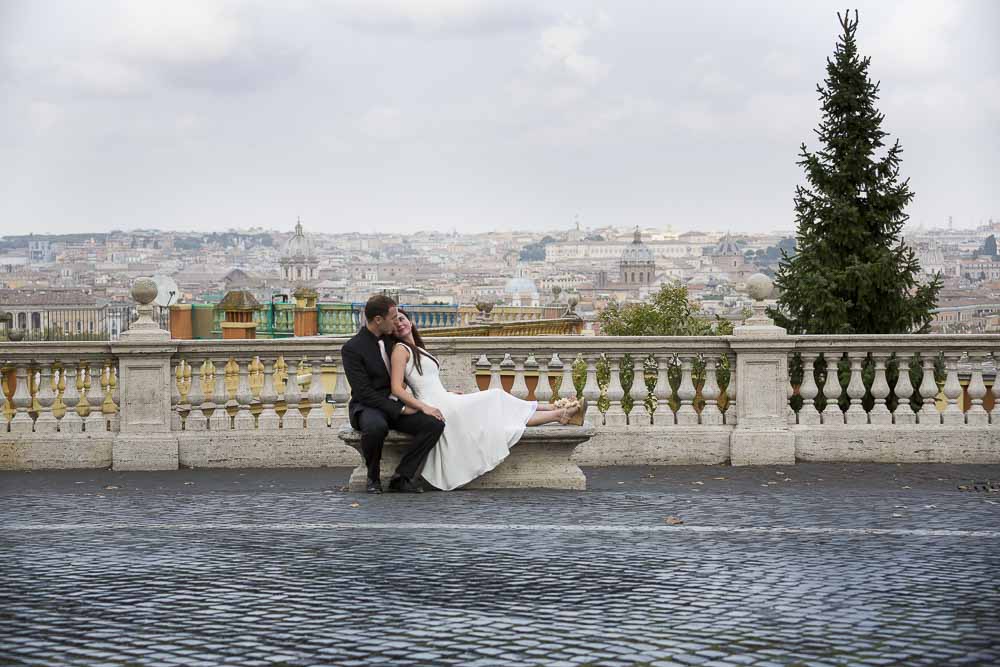 Honeymoon photo session overlooking the city of Rome from above.