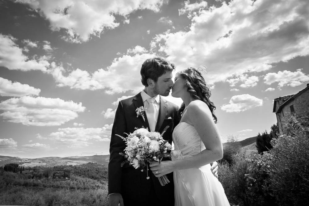 Destination wedding in Tuscany by Andrea Matone photographer