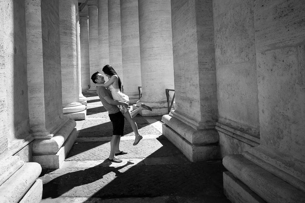 Vatican square Rome Engagement session in black and white.