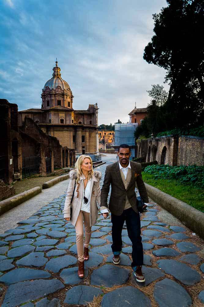 A walk on the ancient Appian road leading to the main archaeological site 