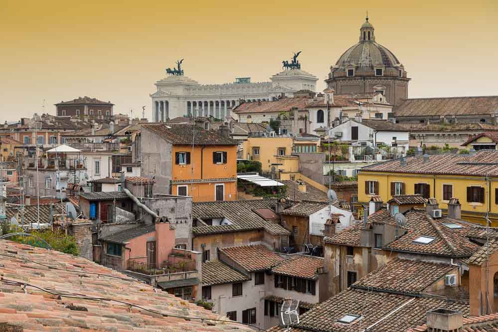 Roman skyline rooftop picture of Rome