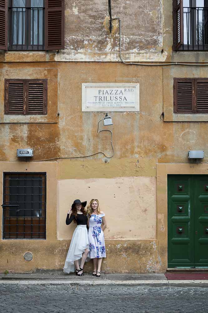 Photoshoot session at Piazza Trilussa in the heart of the roman city