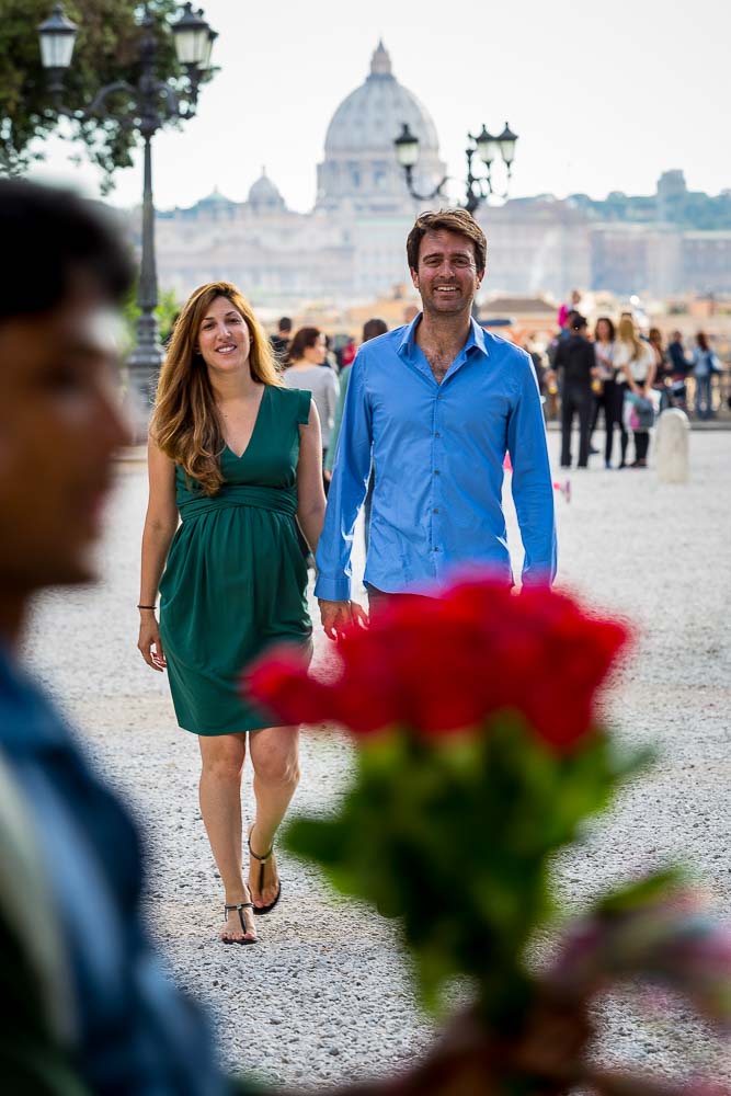 In love in Rome. Couple lifestyle photo session