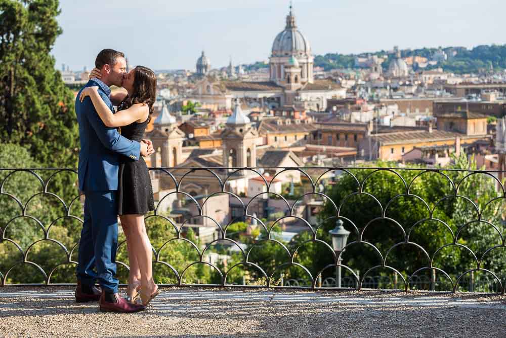 Romantic proposal in Rome
