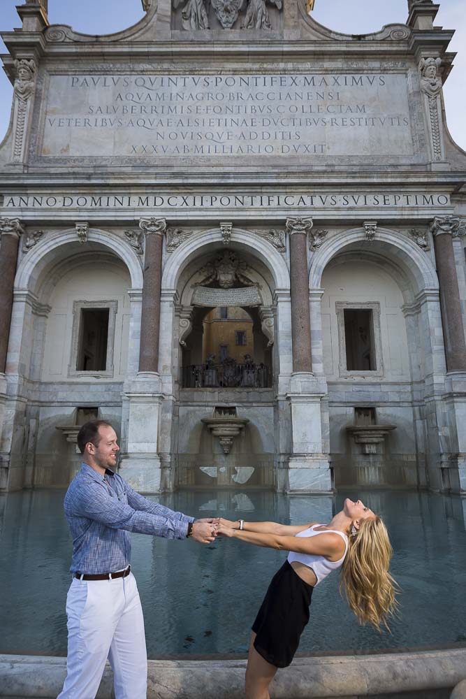 Lifestyle imagery under the Gianicolo water fountain in Rome