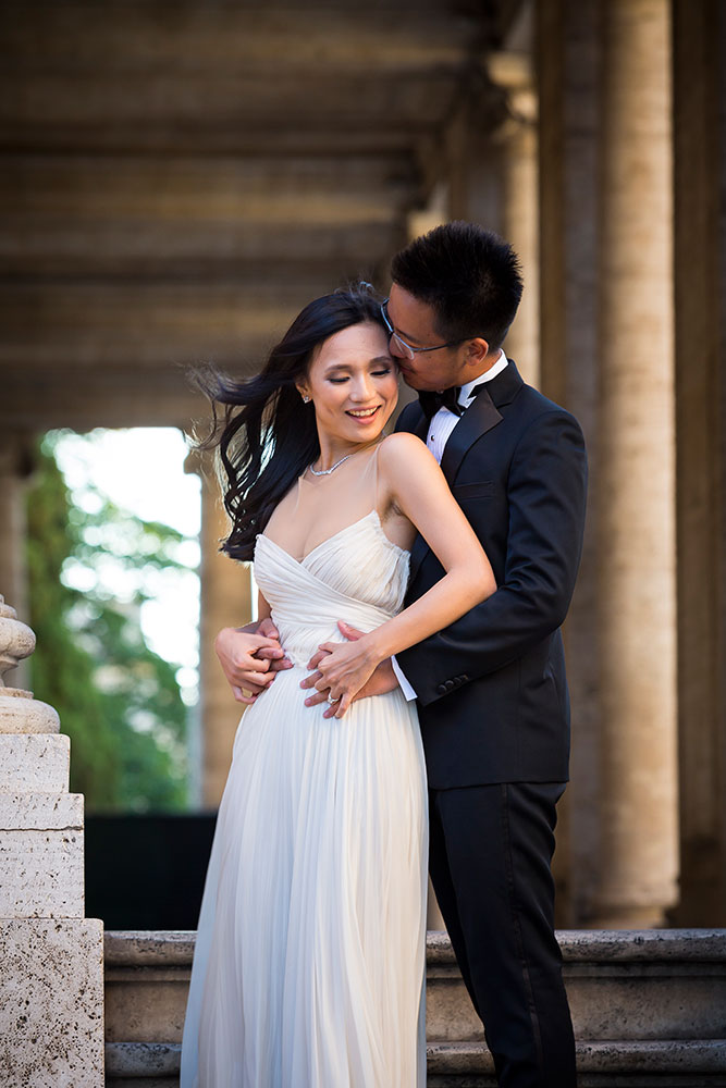 Bride and groom portrait at Piazza del Campidoglio