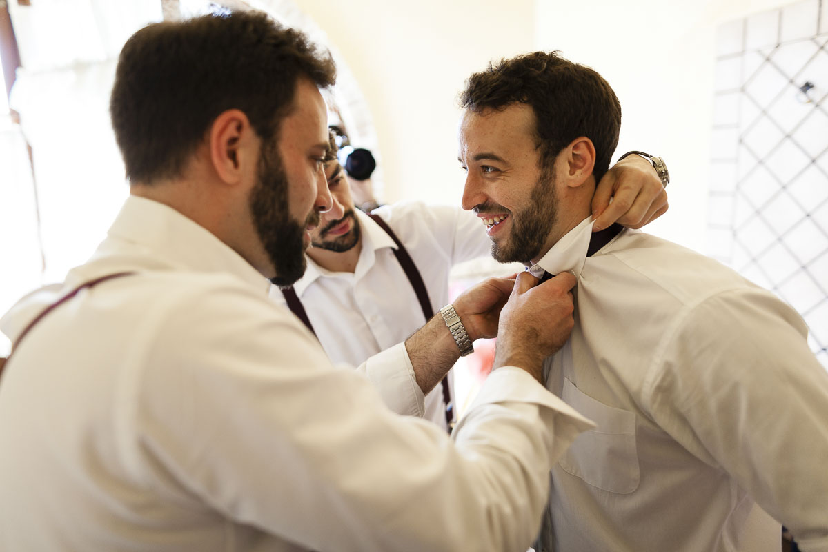 The final touches on the groom