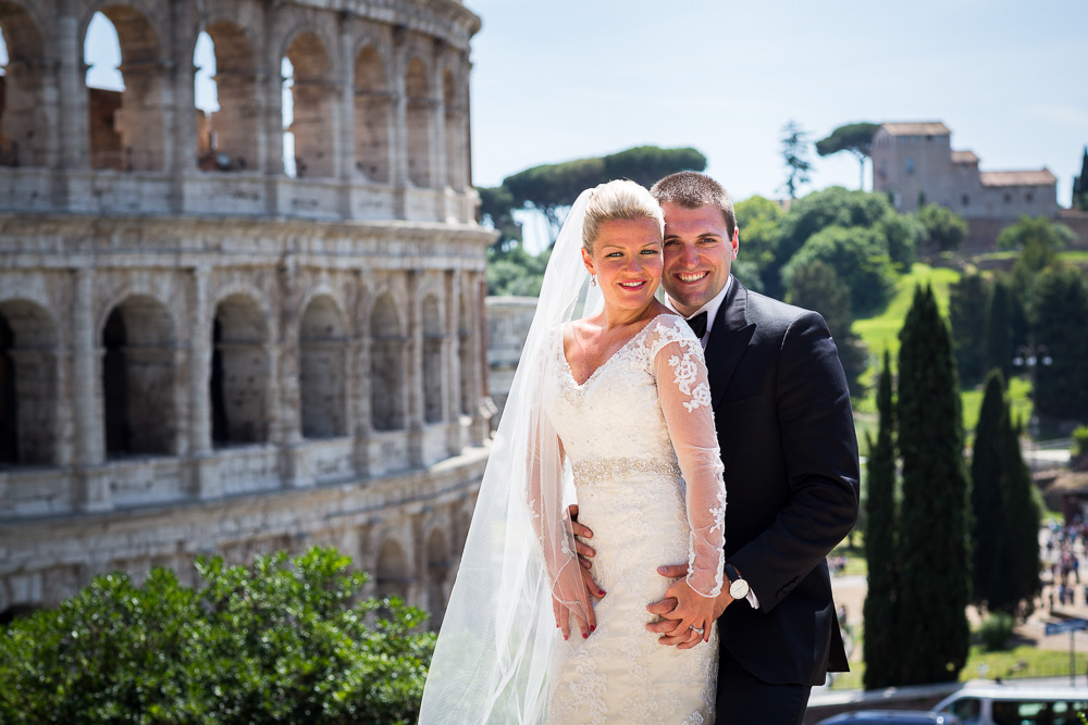 Couple married portrait at the Coliseum