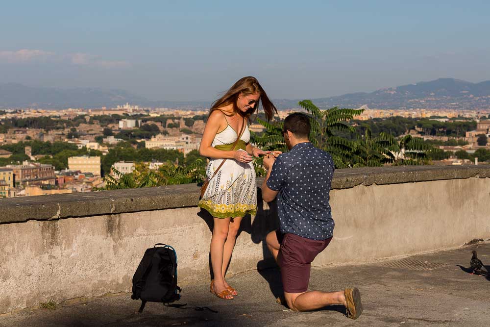 Proposing marriage at Gianicolo. Rome Surprise Wedding Proposal