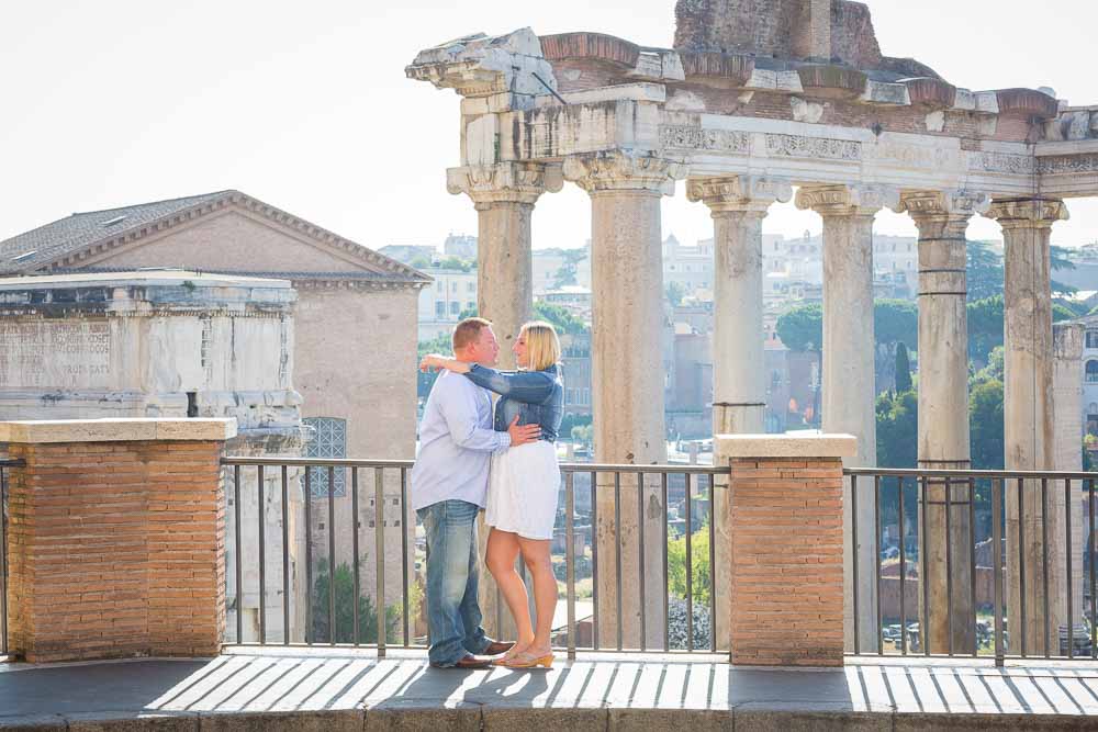 Together in Rome. Engagement photography at the Roman Forum