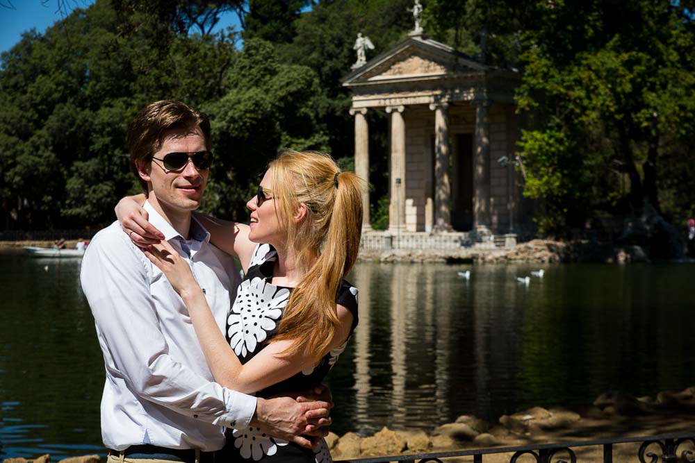 Close up image of an engaged couple during a photo session in Rome by the lake