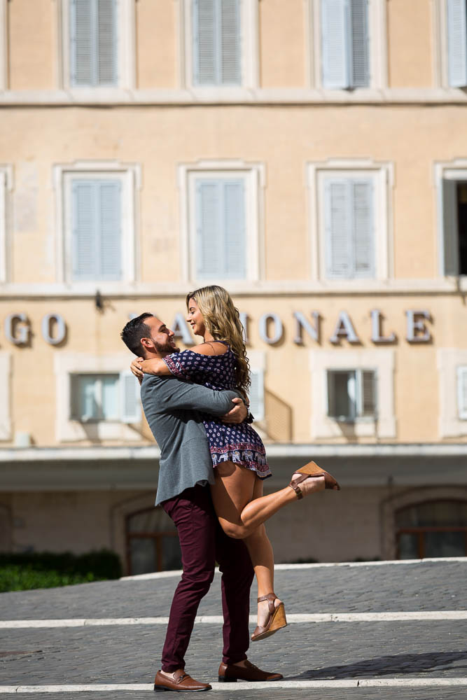 In love in Rome photo session. Pick me up and lift me in the air!