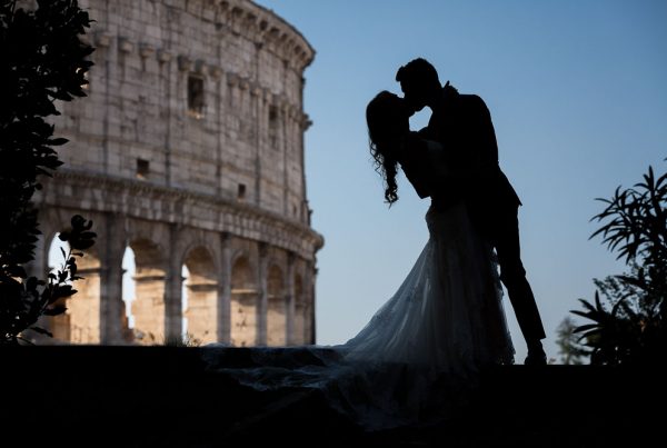Silhouette image of a couple in love in Rome.