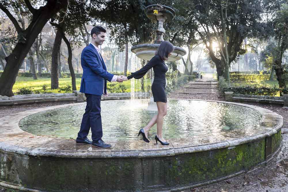 Proposal photography and couple photo shoot in Rome