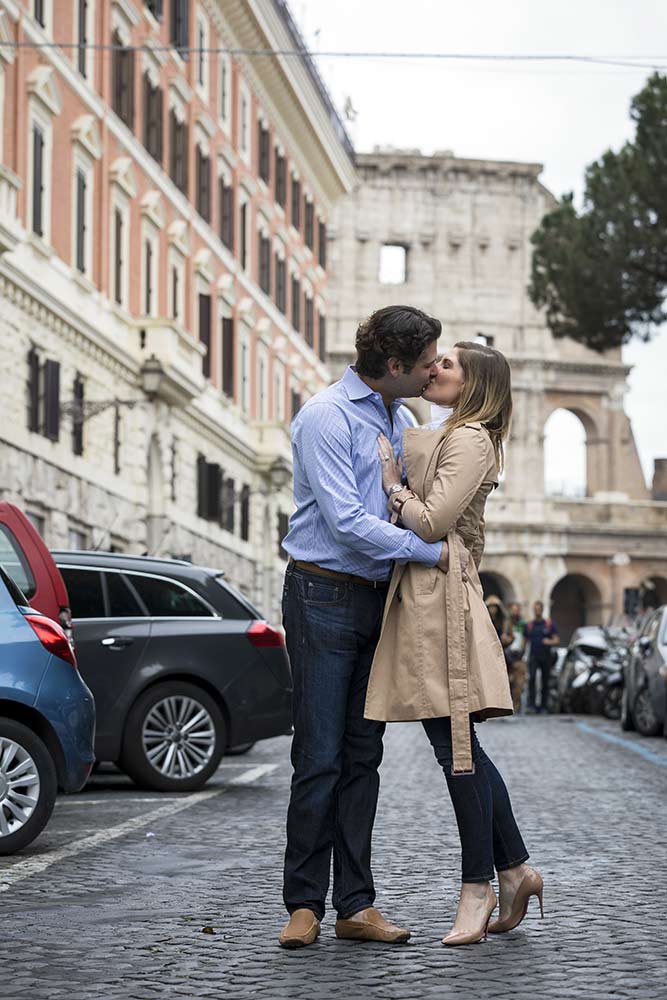 Couple photo session at the Roman Colosseum in Rome Italy