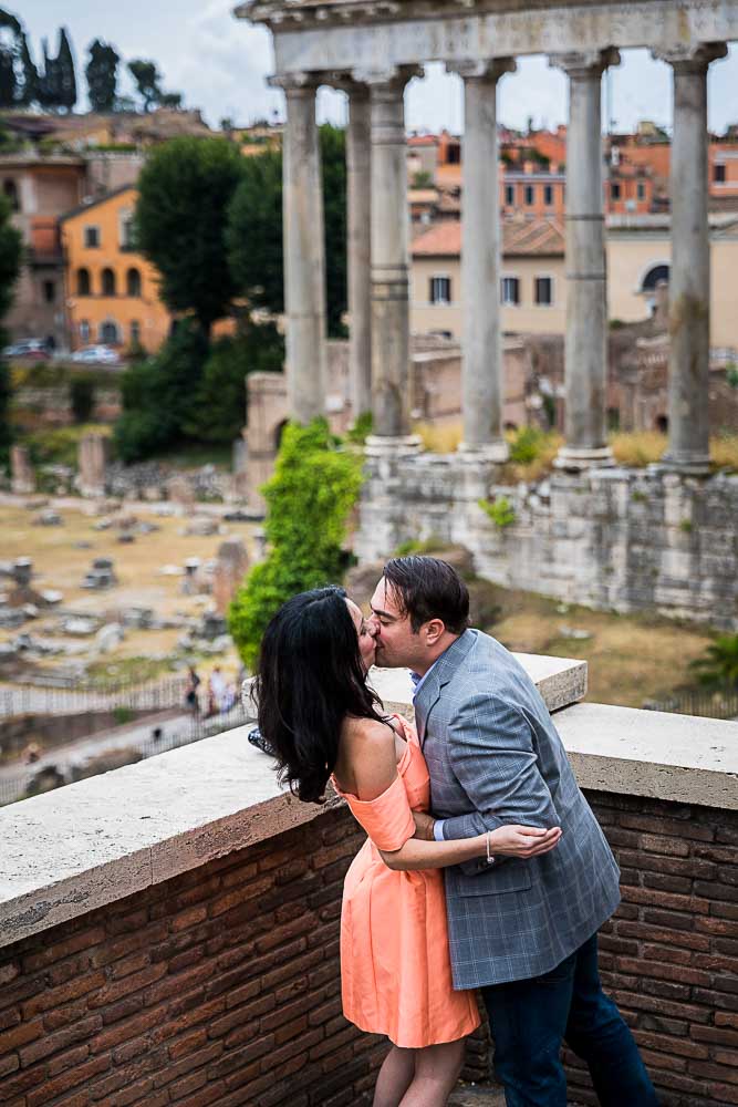 Kissing before the ancient ruins