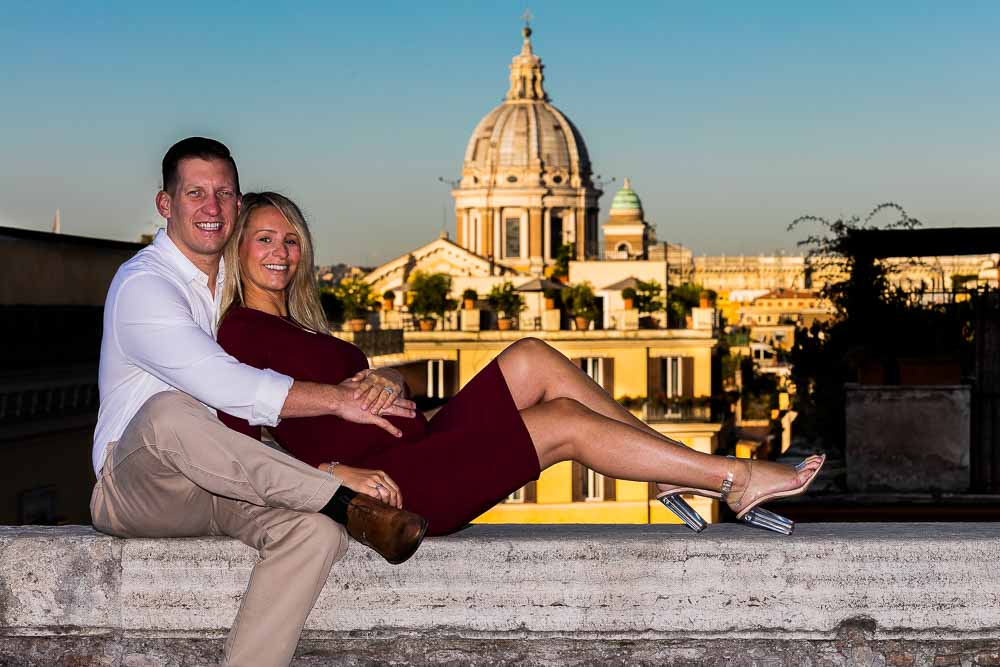 Couple photo session before the roman rooftop views