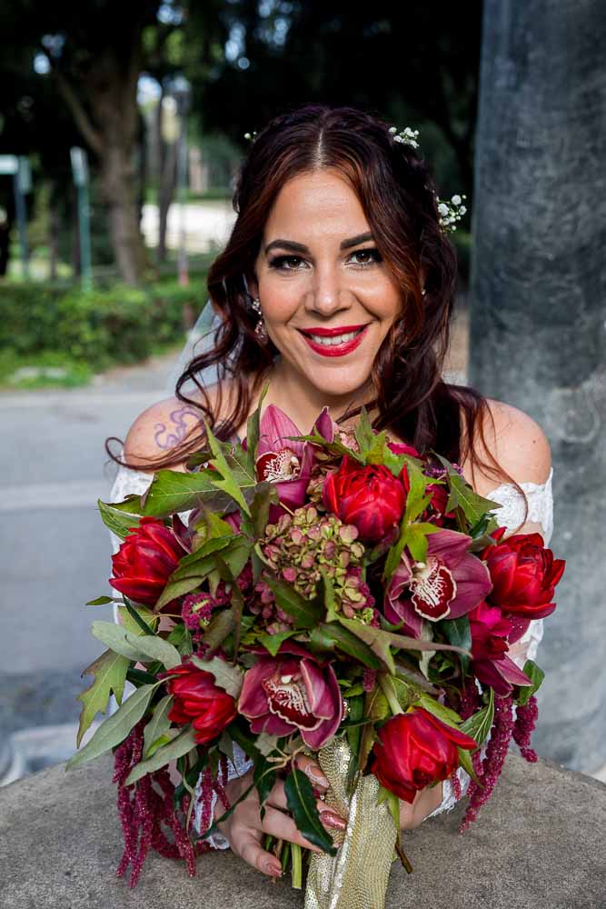 Bridal portrait holding a beautiful wedding bouquet