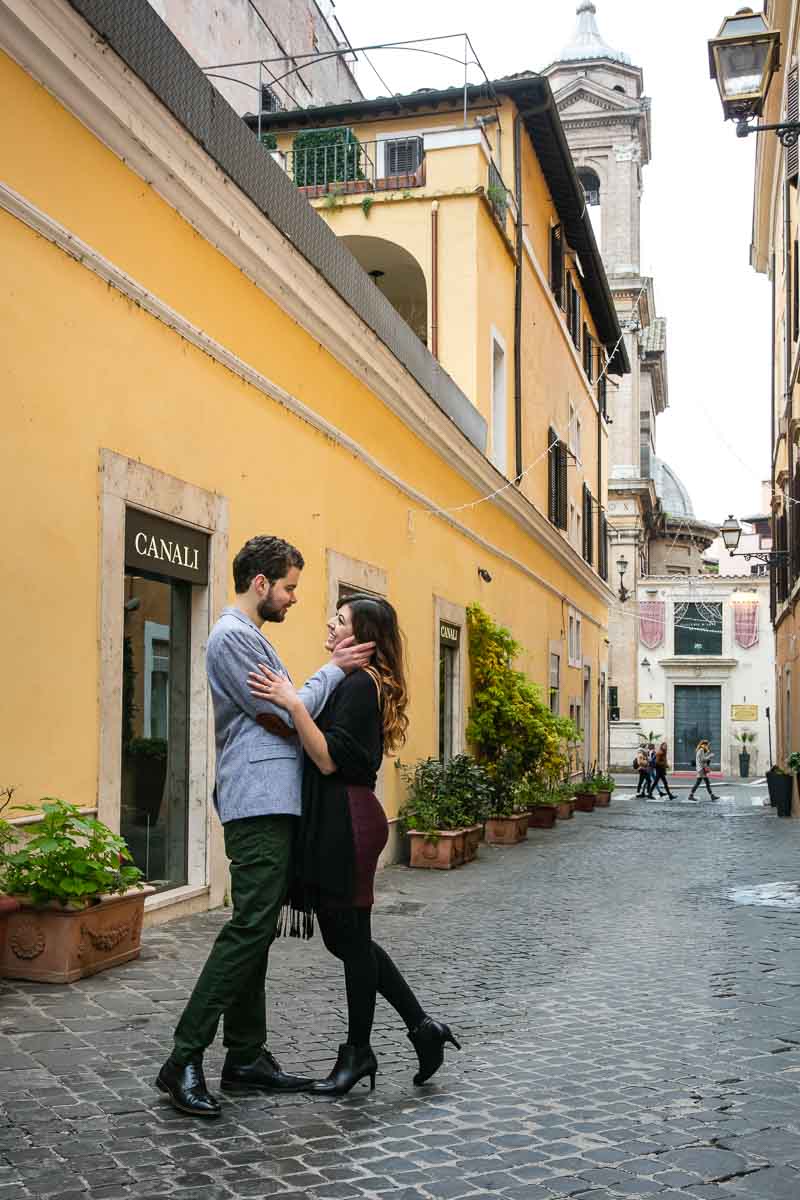 Roman alleyway couple photography