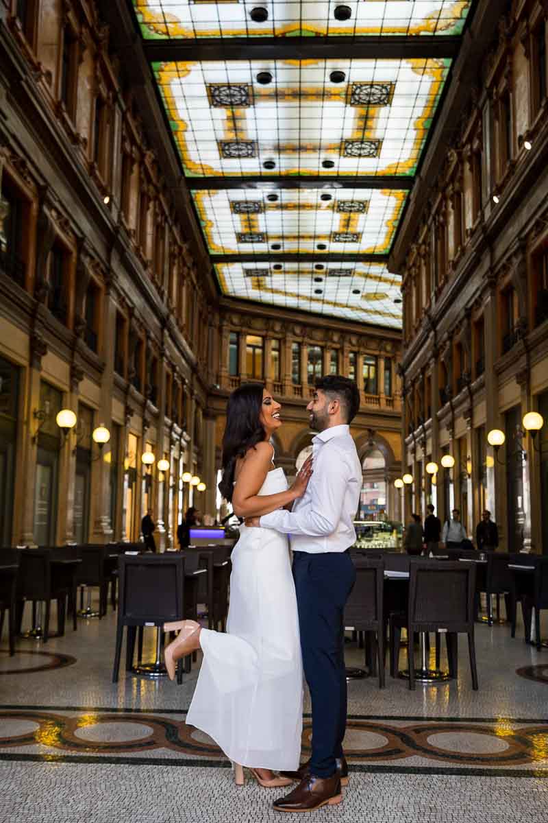 Posed picture of a couple photographed inside the Alberto Sordi gallery