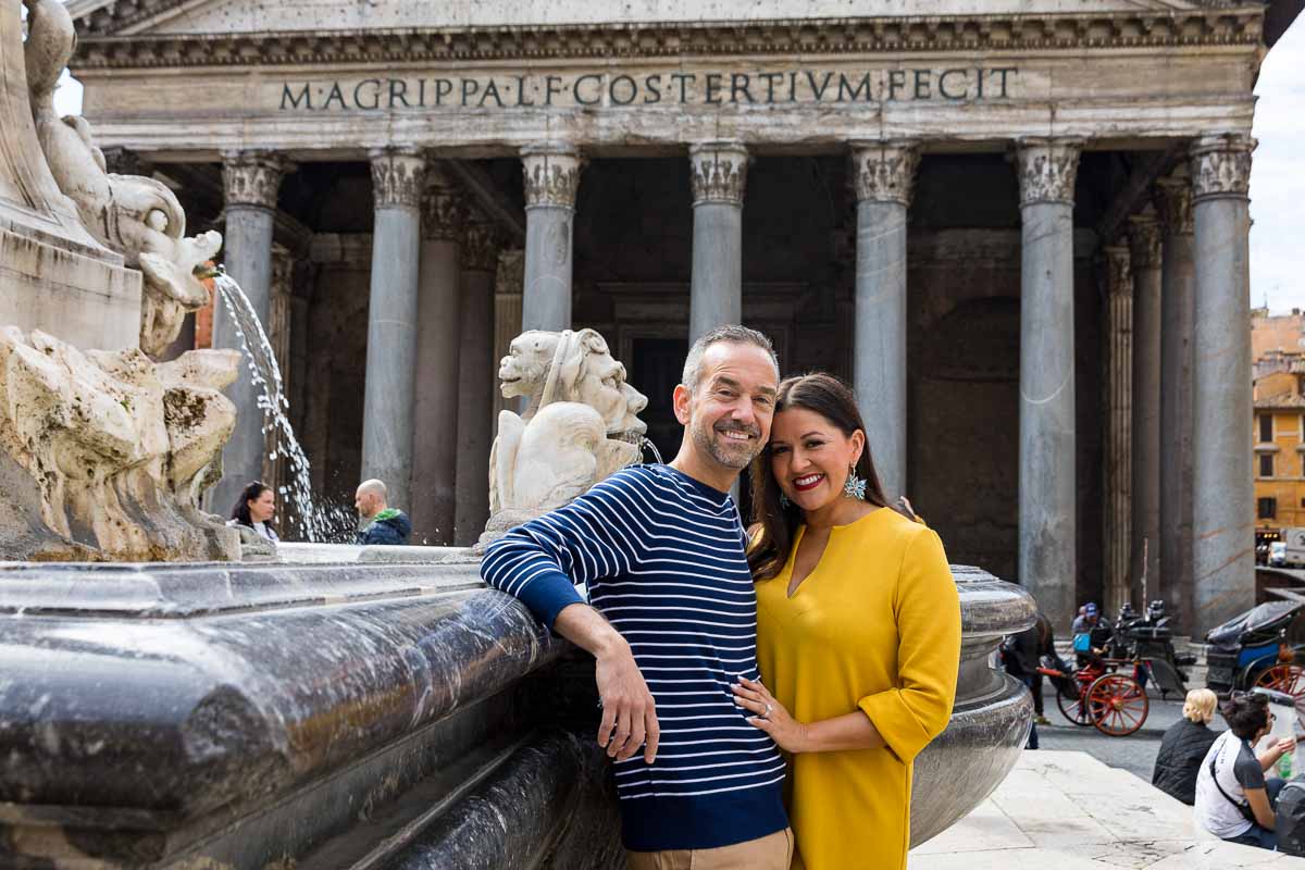 Posing before the roman Pantheon during a couple photo shoot