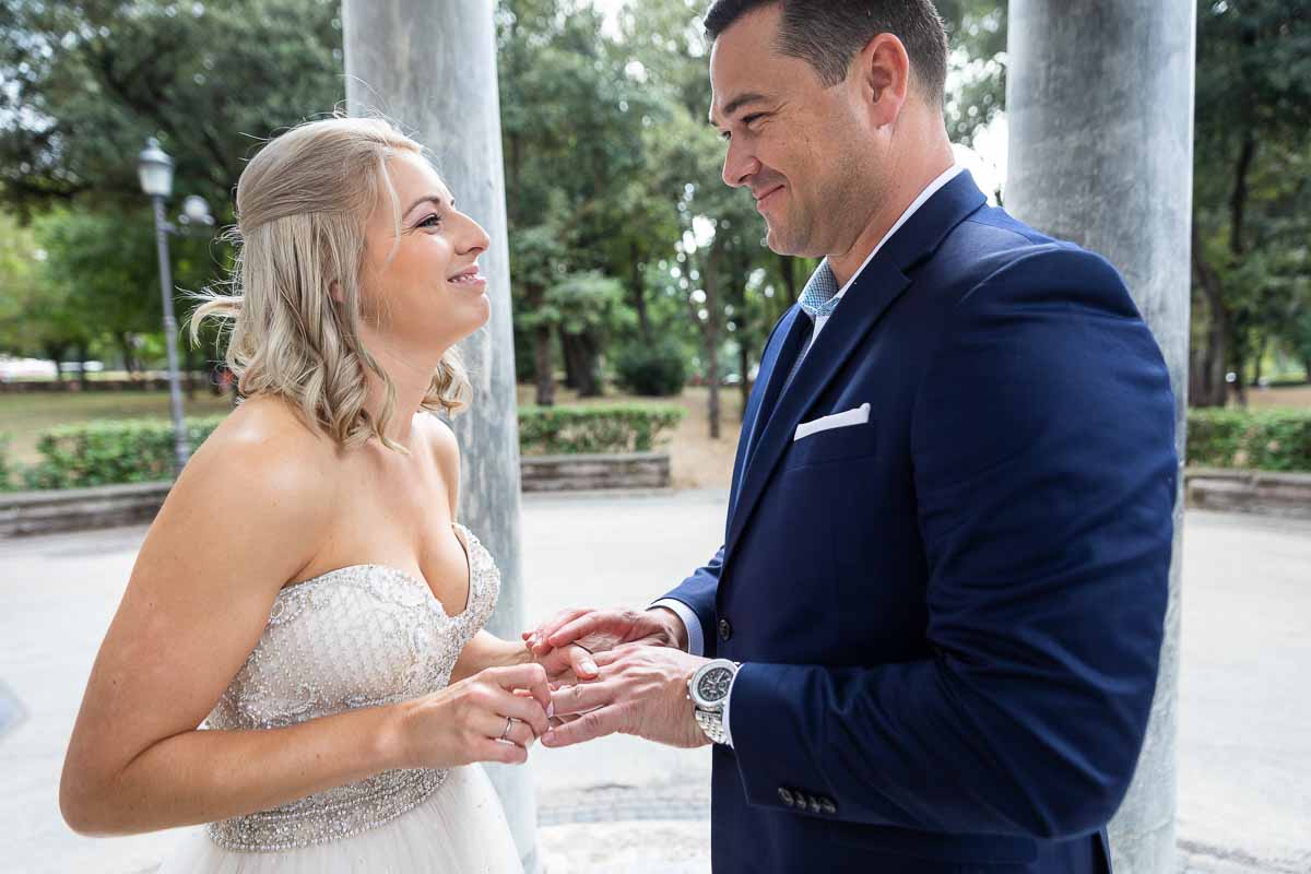 Exchanging the wedding rings during the private ceremony in Italy