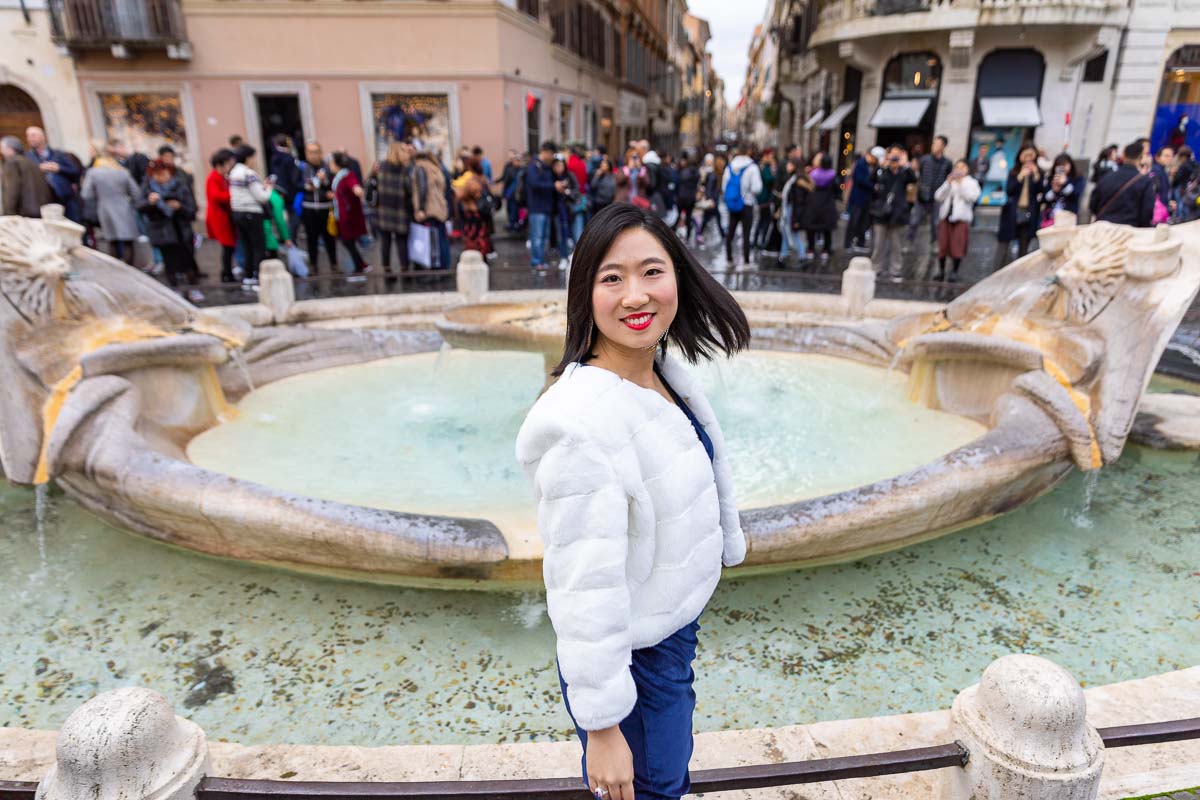 Barcaccia water fountain dynamic movement model portrait picture