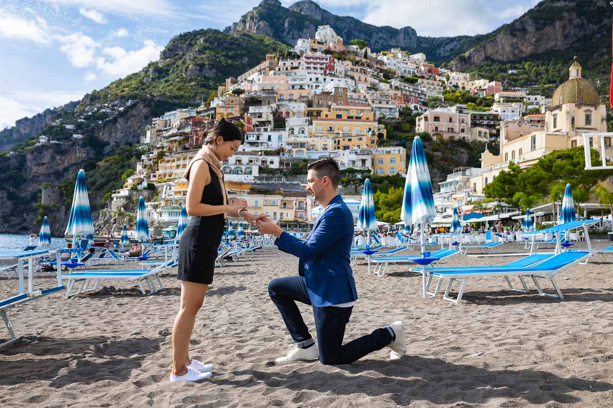 An unforgettable wedding proposal photographed in the town of Positano in Italy