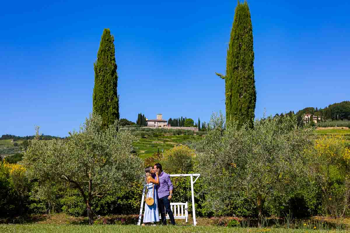The she said yes moment photographed in the Tuscany countryside 