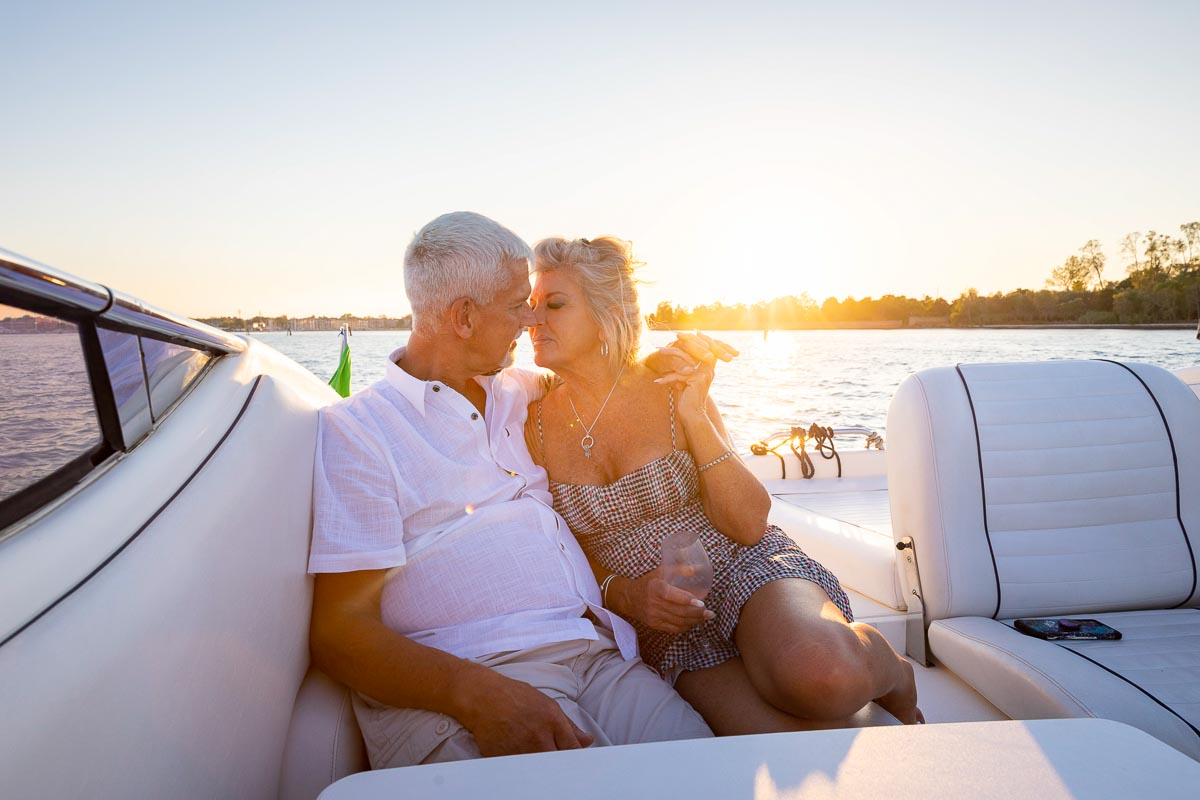 In love during a yatch lagoon sunset experience