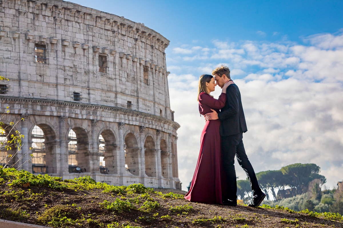 Couple photoshoot at the Roman Colosseum in Rome Italy