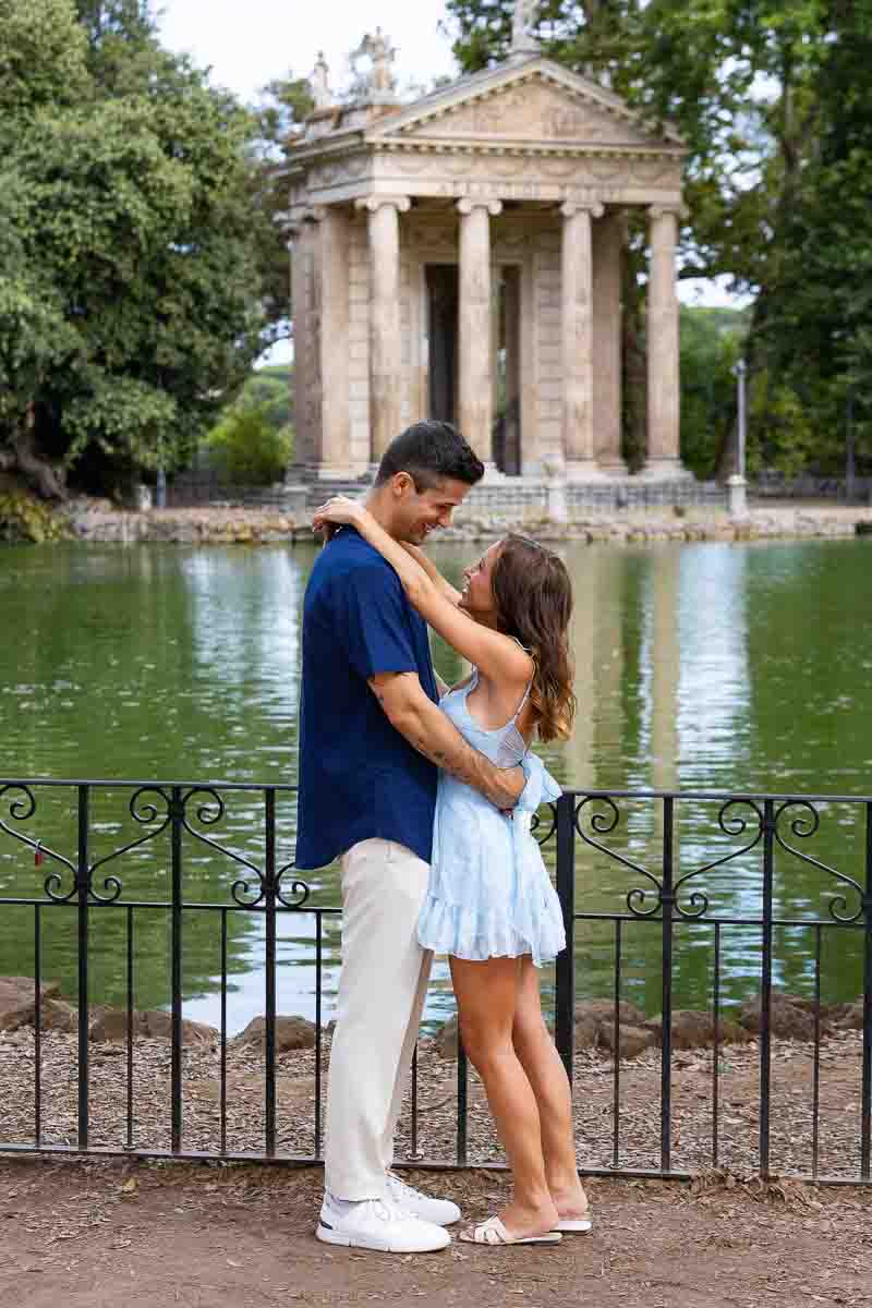 Couple portrait as engagement session photography in Rome