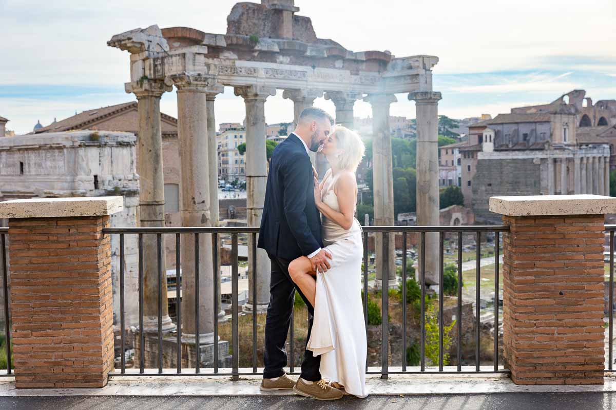 Close up photo of bride and groom at ancient Rome during a photoshoot of the ir wedding 