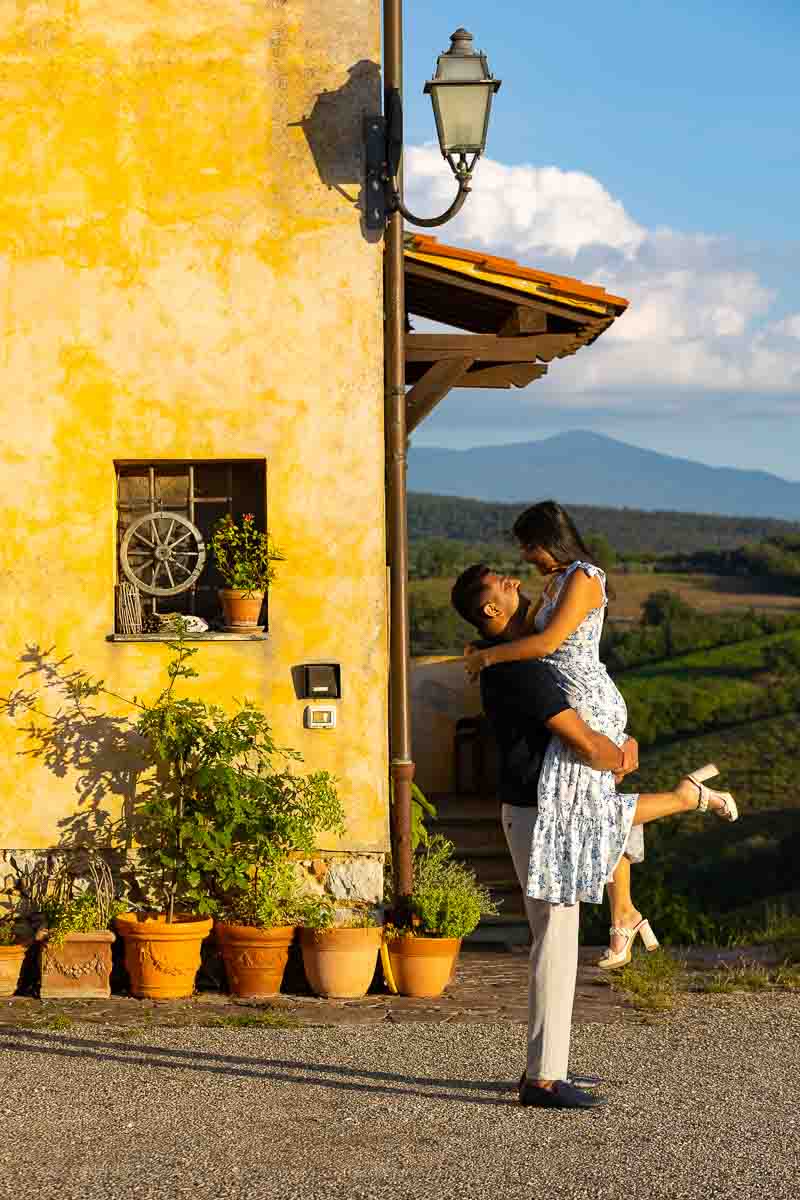 Photo shooting in a Tuscan country house winery after a wedding proposal