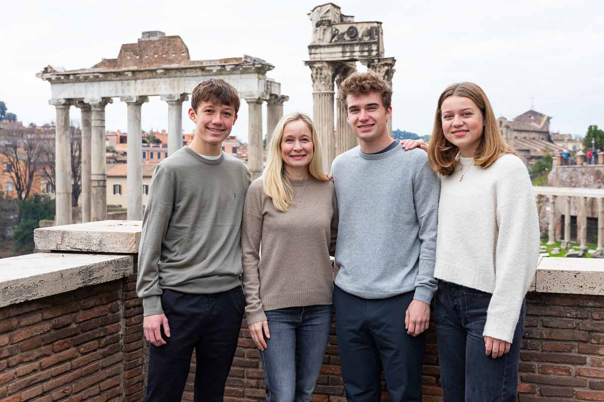 Family photography at the Roman Forum 