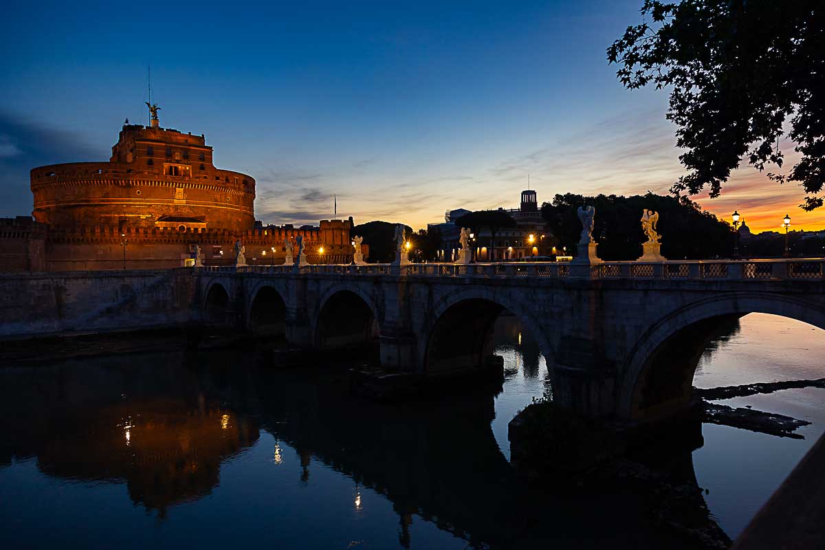Sunrise dawn photography picture of Castel Sant'Angelo in beautiful soft light 