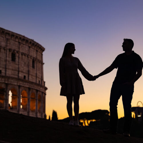 Silhouette photography of a newly engaged couple taking their engagement photos during a Rome photoshoot