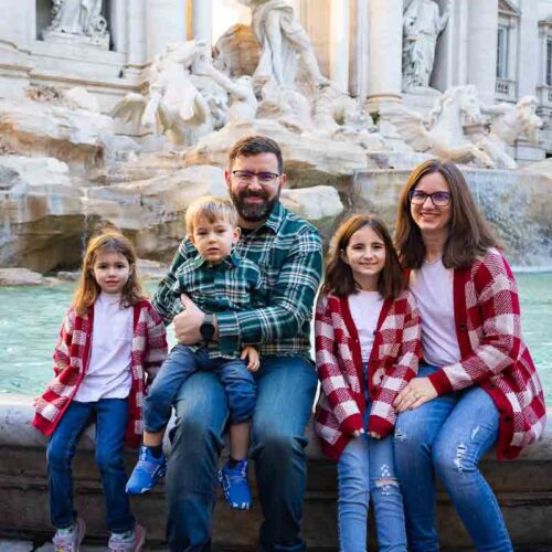 Sitting down on the edge of the water group snapshot vacation photography