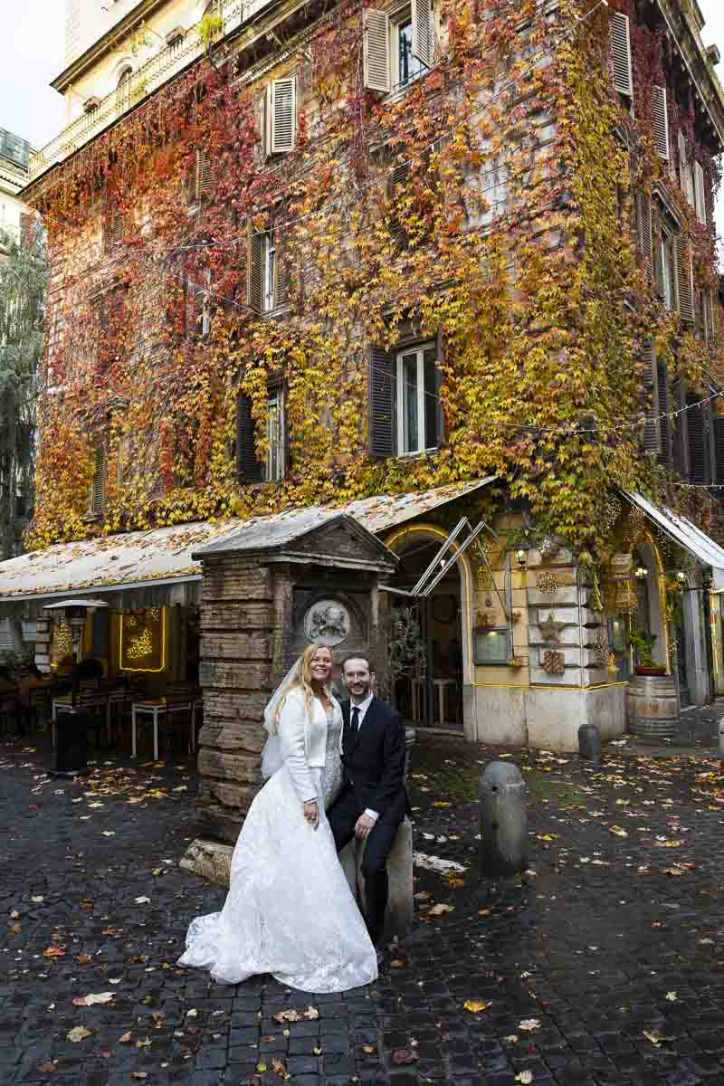 Borgo pio photo session with photography of sposi novelli sitting down for portraits 